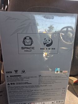 Pop Mart Mega Space Molly