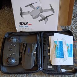 *NEW* E88 Pro Foldable Drone 