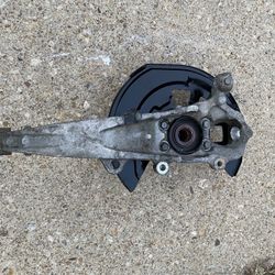 2008-2015 Infiniti G37 Q60 coupe front right spindle hub assembly
