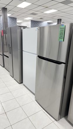 NEW TOP AND BOTTOM STAINLESS STEEL REFRIGERATORS
