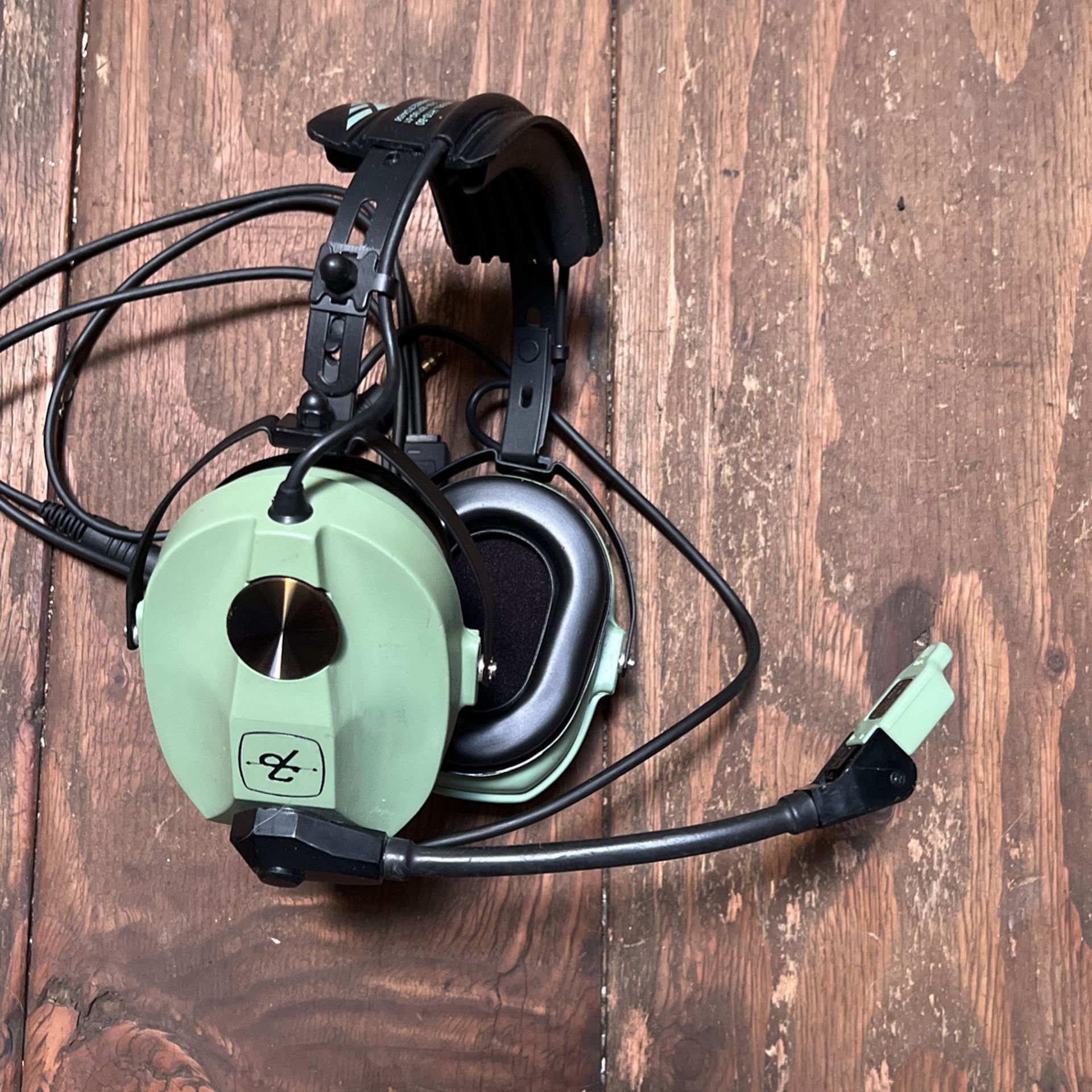 David Clark H10-80 dual plug aviation headset M4 Mic P/N 18718G-01