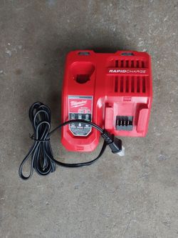Milwaukee Rapid Charger M18 -  M12 ( Brand New  )75