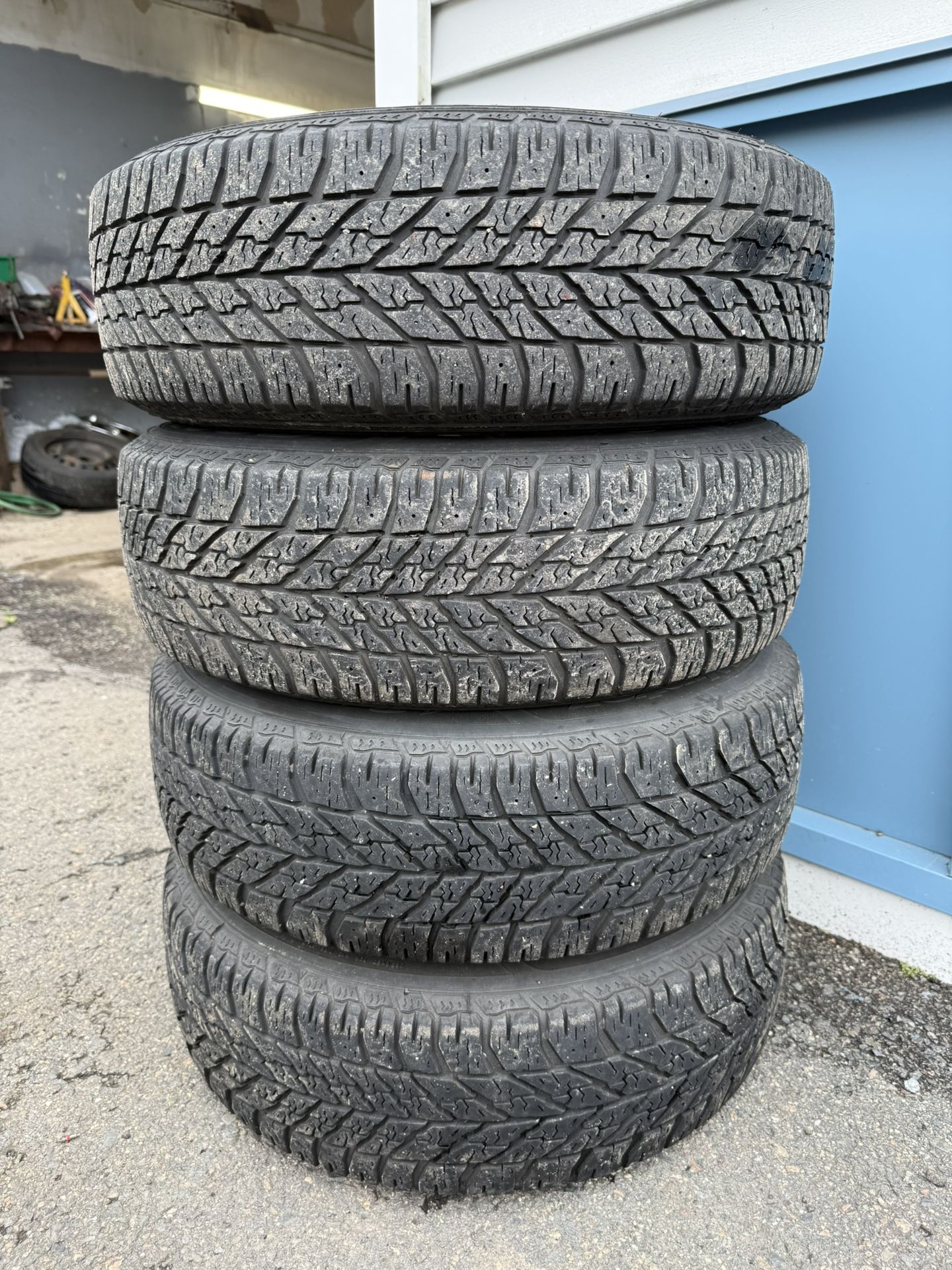 Wheels With Snows 15 Inch