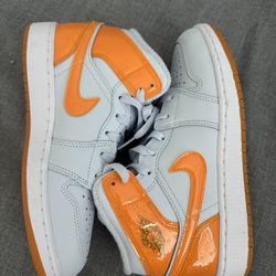 New Nike Air Jordan 1 Mid