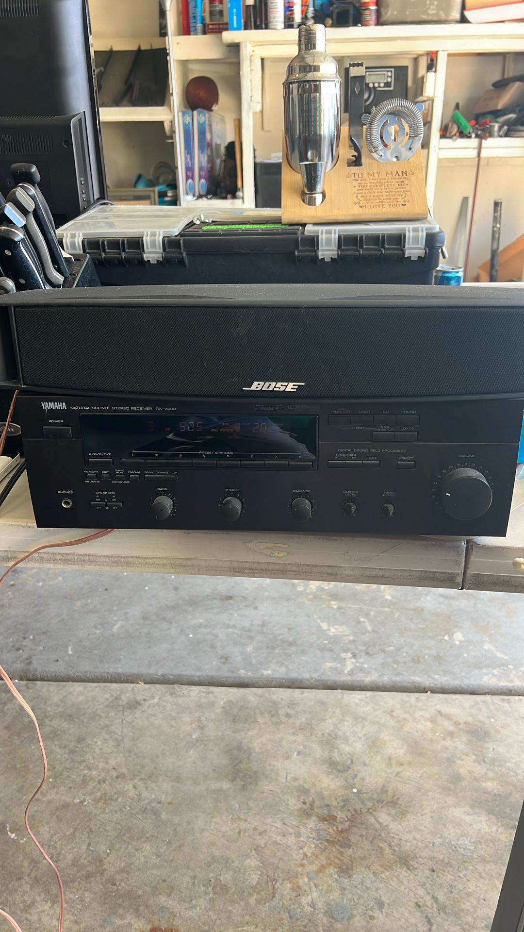 Yamaha  RX V490 Receiver With Bose Center Speaker