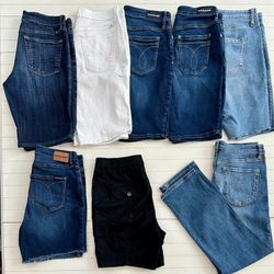 Women’s Bundle Of Shorts/Jeans Calvin Klein, Lucky Brand, Style & Co, Chaps Sz(6) Lot (8)