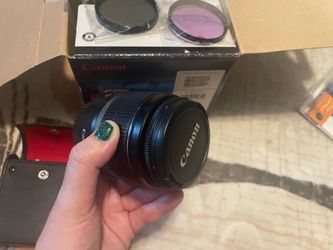 Canon zoom lens ES-F 15-55 mm, 1:3.5-5.6 IS