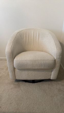 Babyletto Madison Swivel Glider in Ivory Boucle