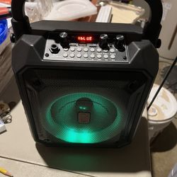 Bluetooth Speaker 