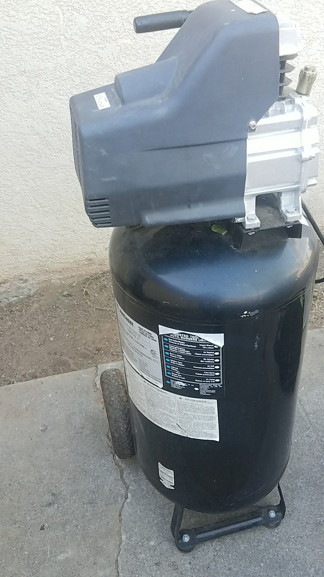 JobSmart model ta 25100 VB 30 gallon air compressor