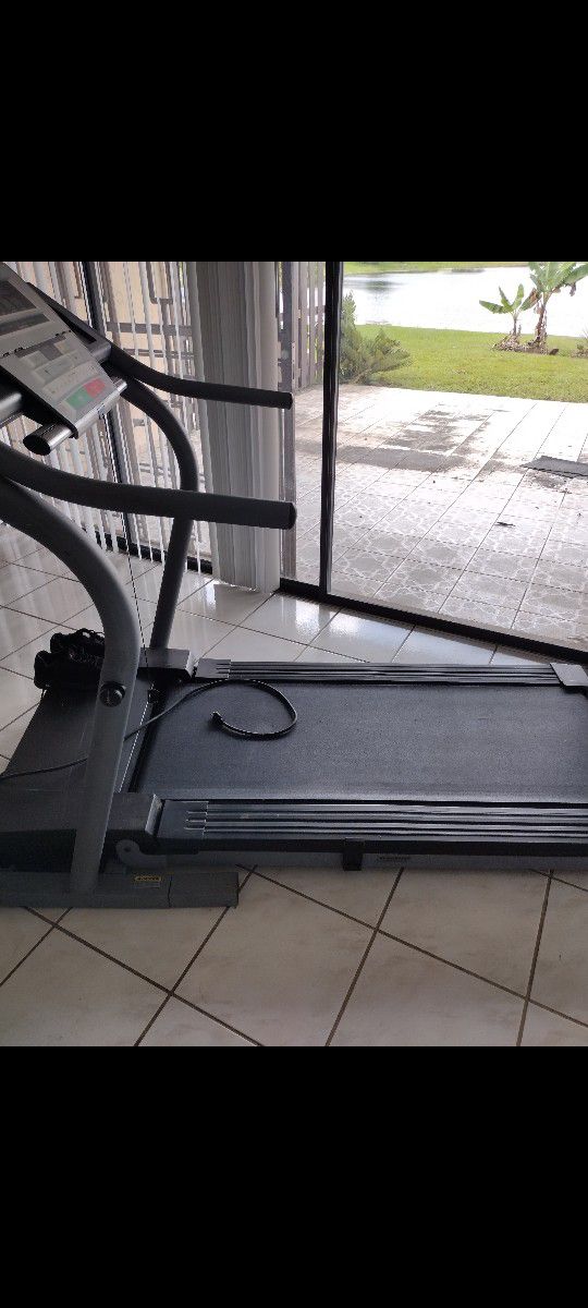 Nordictrac C1800 Treadmill