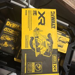brand New Xr 6 1/2 Inch Dewalt Circular Saw