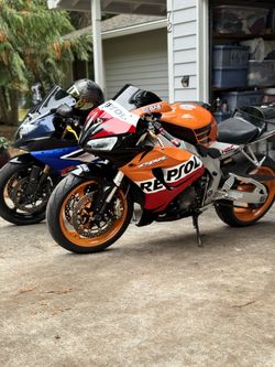 07 CBR 1000 repsol