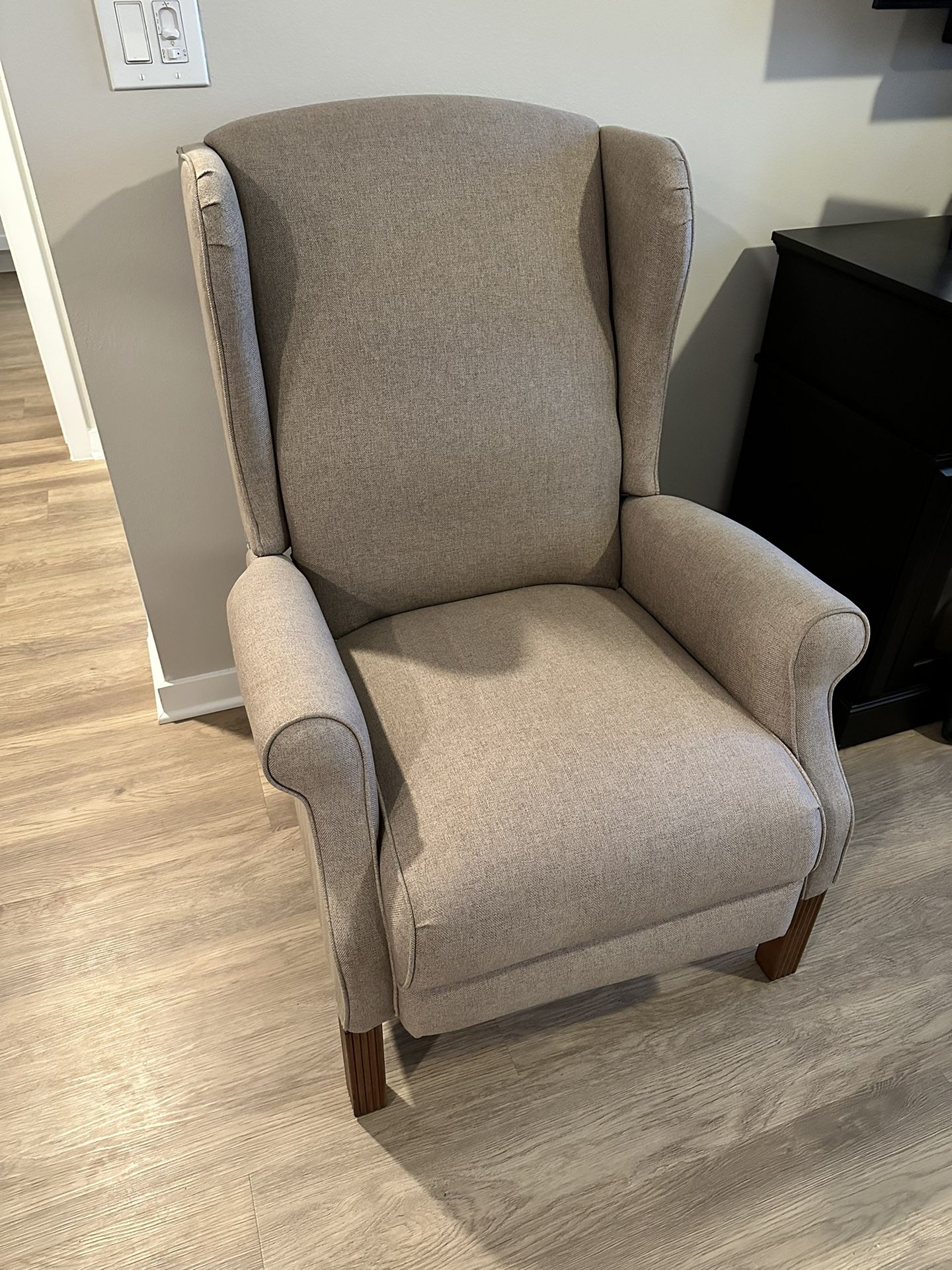 La-Z-Boy Recliner *Never Used*
