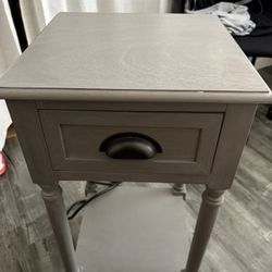 powered corner table 