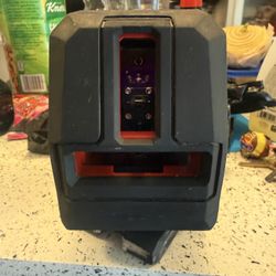 Milwuakee Láser M12 