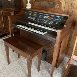 Baldwin Electric Organ 