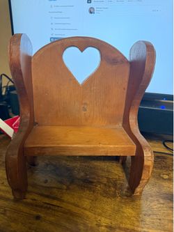 Vintage Heart Cutout Wooden Bench
