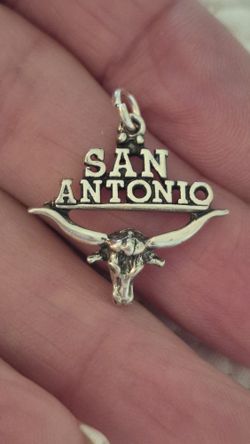 Vtg.Sterling Silver " SAN ANTONIO " STEER BULL PENDANT