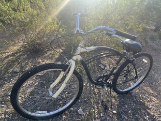 Schwinn Southport Cruiser Bike!! GOOD CONDITION