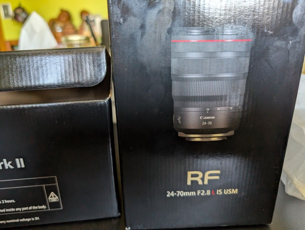 Canon Mark II With RF 24-70 mm F2.8L IsUSM