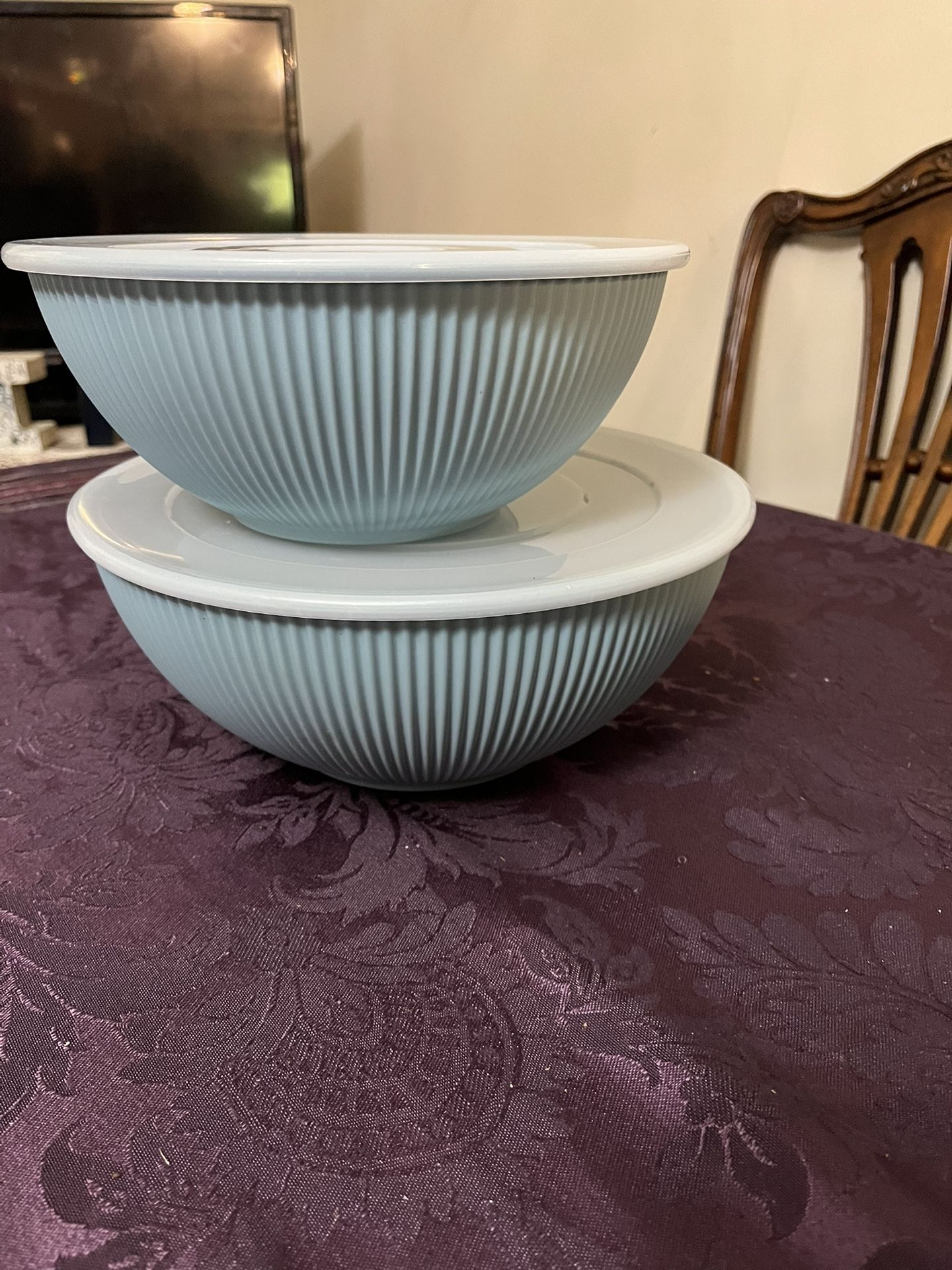 Mixing Bowls With Lids