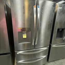 LG 4 Door Refrigerator - Full Size