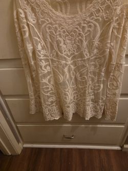Lace Style Women's Top