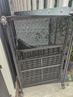 Dog kennel
