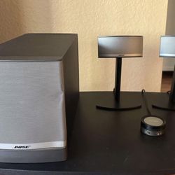Bose COMPANION 5 multimedia speaker system