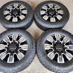 20β GMC Sierra 2500 HD Denali Wheels and Tires