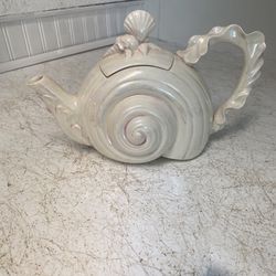 Sea She’ll Tea Pot