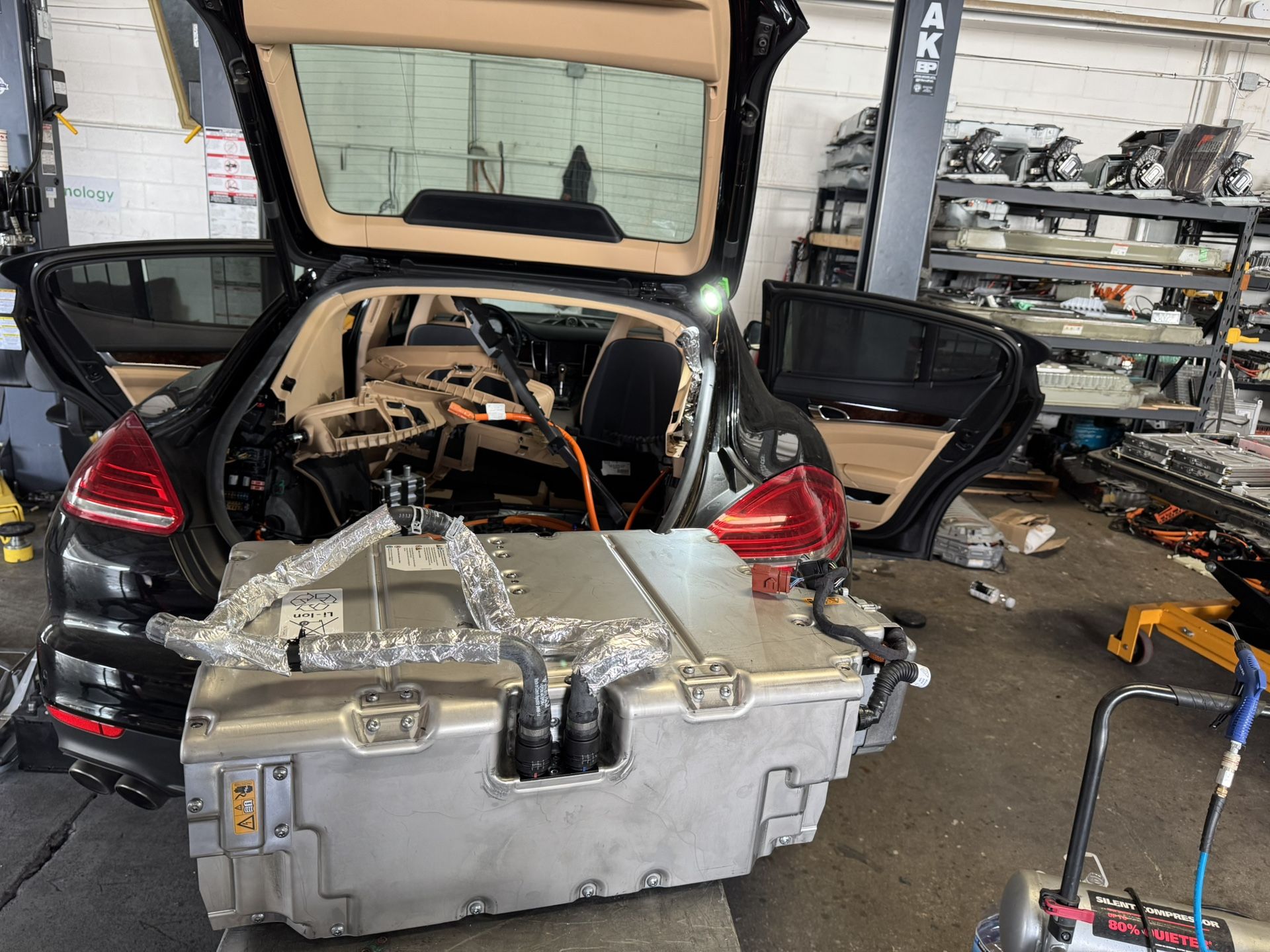 plug In Hybrid - prius - Panomera - cayenne- Volt - Battery pack
