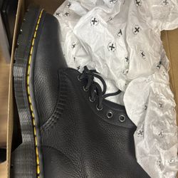 1460 pascal black docs 