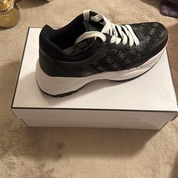 Guess Shoes new