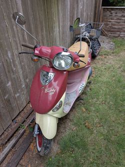 Buddy 150 Scooter