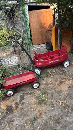 Radio flyer wagons