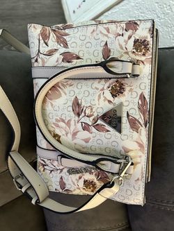 Purse Guess