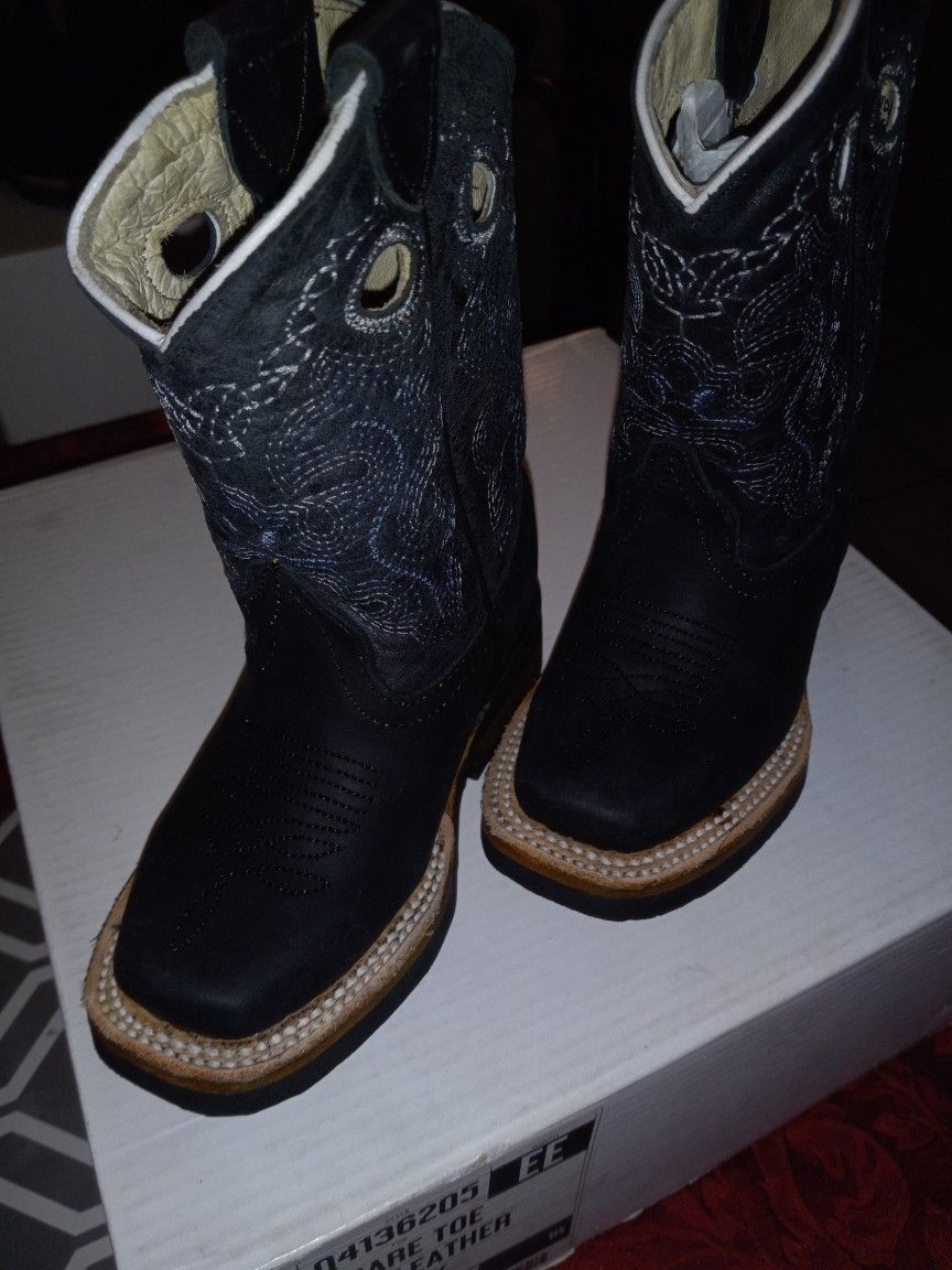 Botitas De Niño  Size 9 Excelente Condiciones 