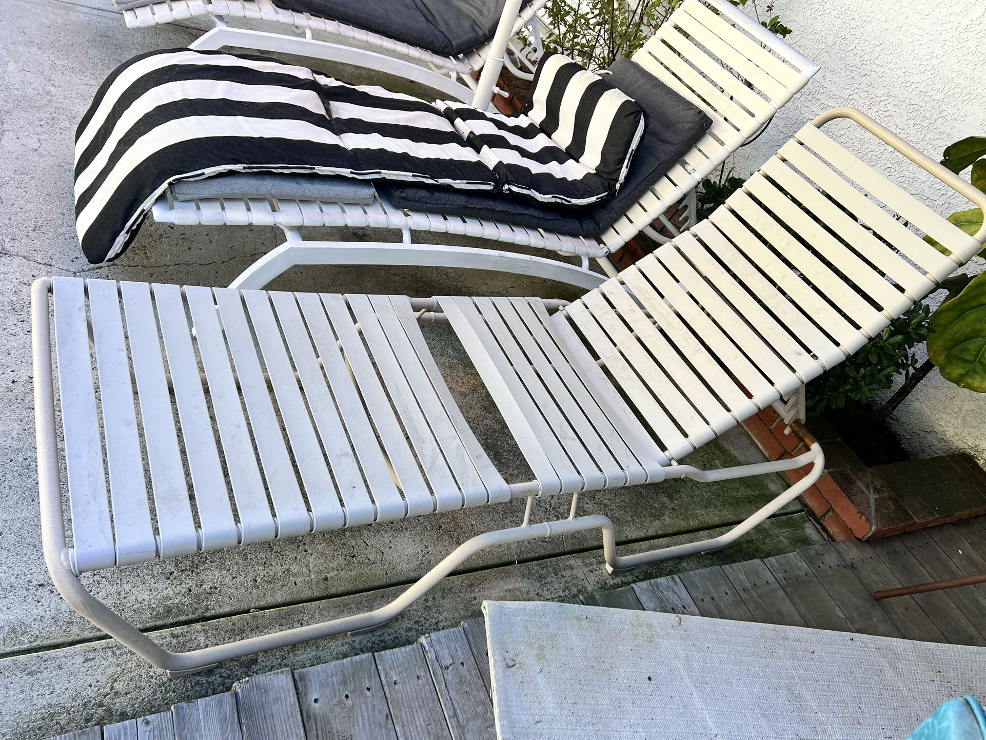 Pool Chaise Lounger From Pelican Jill