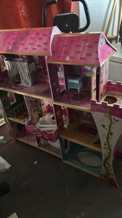 Casa para muñecas kid kraft.