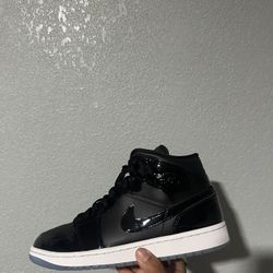 Jordan 1 Mid Space Jam 