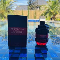 🔹 Viktor & Rolf Spicebomb Infrared Eau de Toilette