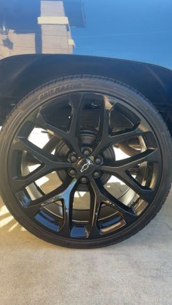 26 inch Wheel Snowflakes