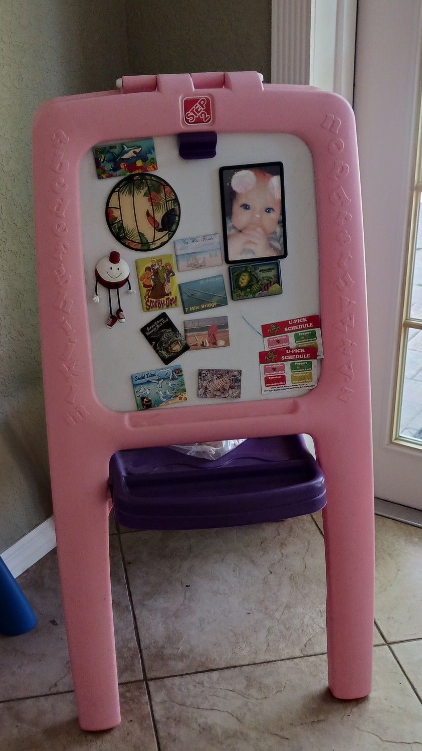 Step 2 Chalkboard/Dry Erase 