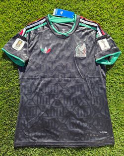 WOMEN'S MEXICO WORLD CUP SOCCER JERSEY
