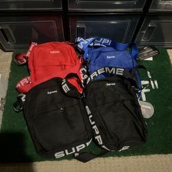 supreme shoulder bags