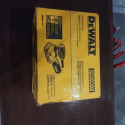 DeWalt Palm Grip Sander 1/4 Sheet