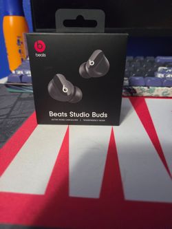 Beats Studio Buds