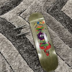 Brand new GX1000 Skateboard deck and Ace Trucks AF1